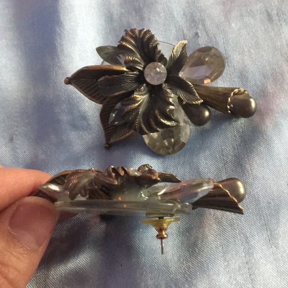 🥜TRADED🥜Vintage silver LARGE floral earrings - Picture 11 of 14